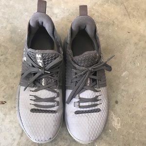 Used Under Armor Basketball shoes size 7.5W